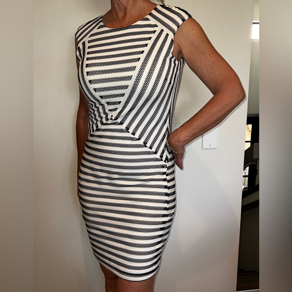 Cache White w/ black net overlay dress. Sz 4